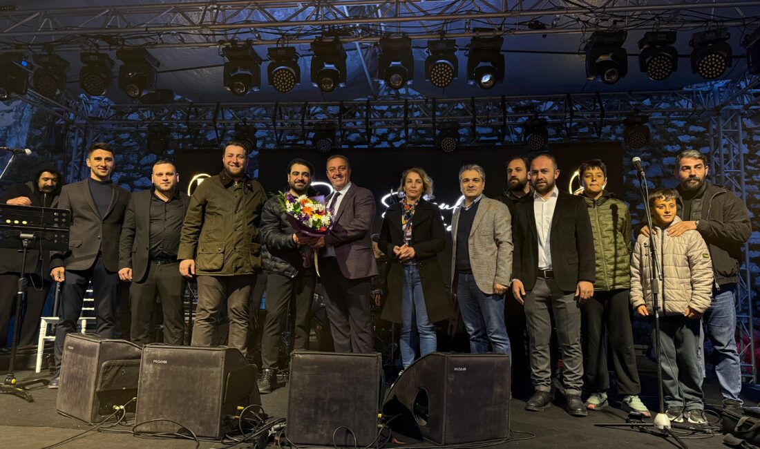 Bandırma Karadenizliler Derneği sponsorluğunda düzenlenen Bandırma 2. Hamsi Festivali İDO