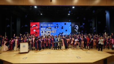 BANÜ Sağlık Hizmetleri Meslek Yüksekokulu mezuniyet töreni büyük bir coşkuyla
