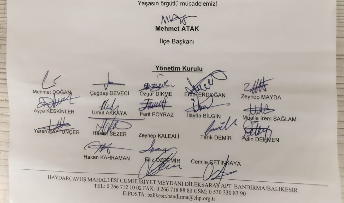 CHP İlçe Teşkilatı son günlerde yaşanan siyasi gelişmeler çerçevesinde bildiri