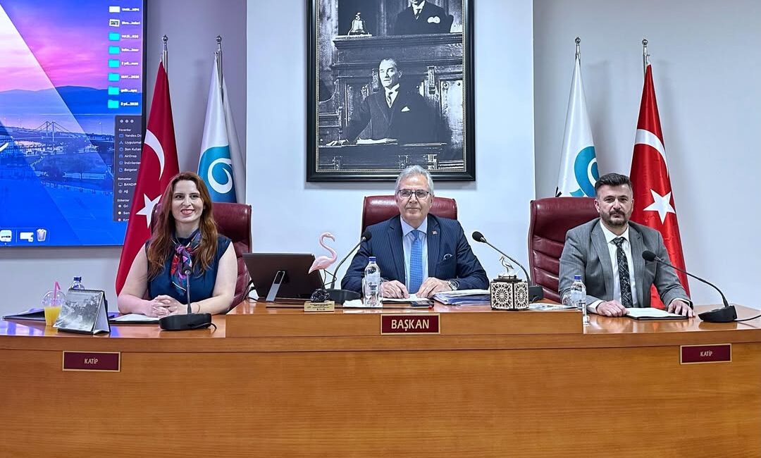 Bandırma Belediye Başkanı Dursun Mirza Bandırma Belediyesinin Haziran meclis toplantısında