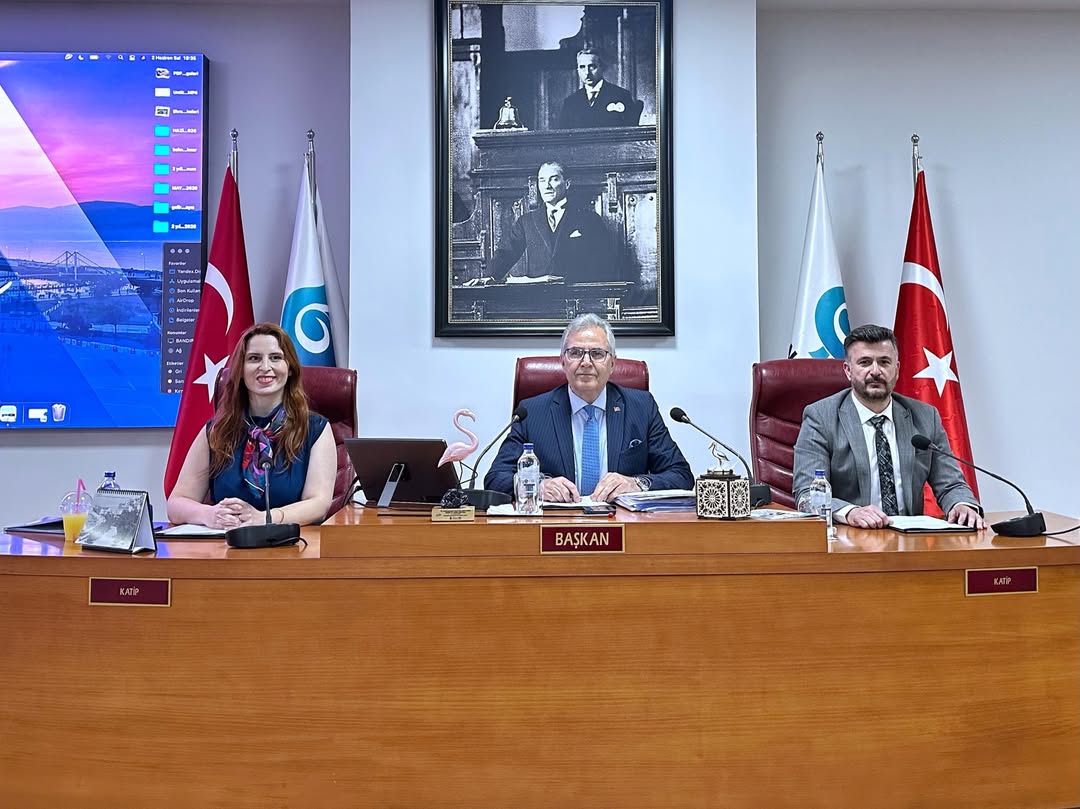 Mirza: Mutlak Butlan demokrasiye yapılan yargı darbesidir
