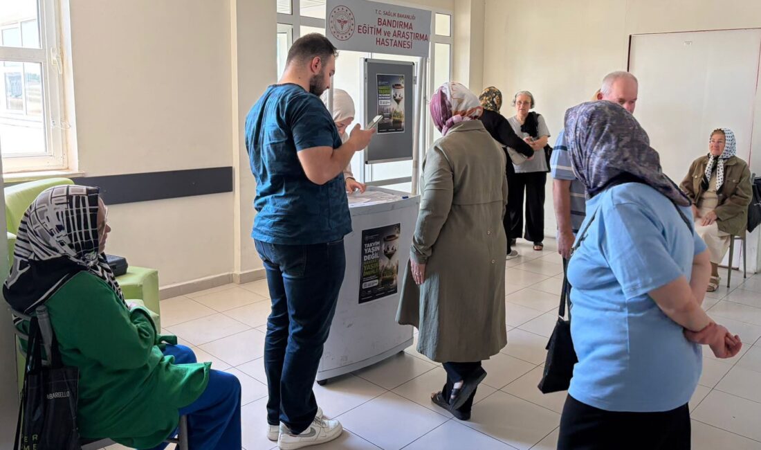 Bandırma Eğitim ve Araştırma Hastanesinde  “Sağlıklı Beslenme ve Hareketli Hayat