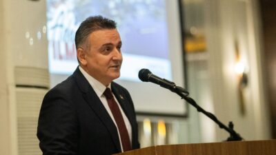 İş insanı Adem Yılmaz, Grand Asya Hotel’de düzenlenen geniş katılımlı