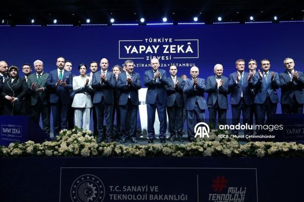 Prof. Dr. İsmail Boz, İstanbul’da düzenlenen Türkiye Yapay Zekâ Zirvesi’ne katıldı