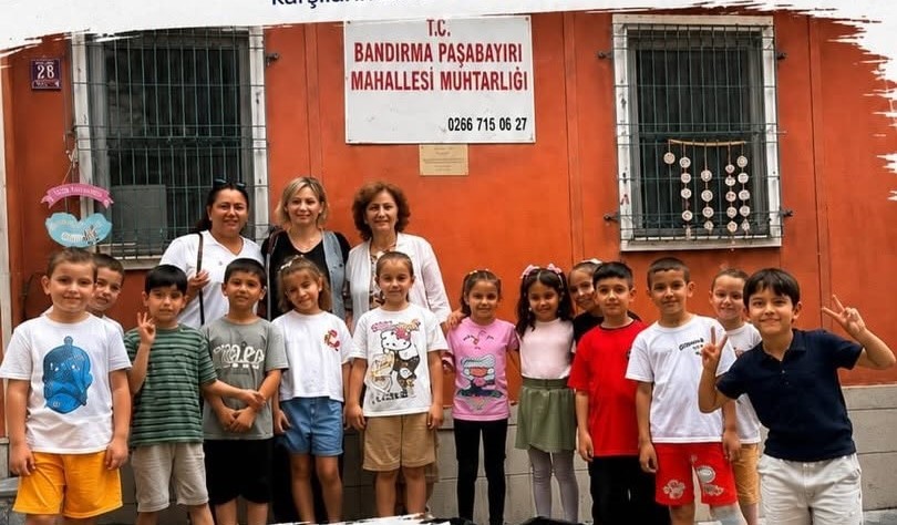 Bandırma’da minik yürekler büyük iyiliklere imza attılar. Yıllardan bu yana