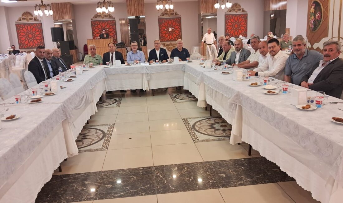 Küçük Sanayi Sitesi olağan mali kongresi Sanayi Düğün Salonunda gerçekleştirildi.