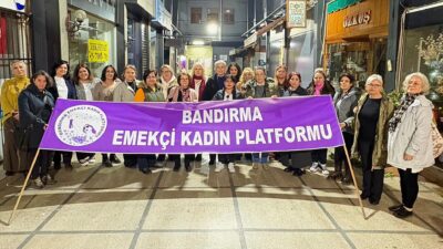 &nbsp; Bandırma Emekçi Kadın Platformu Bileşenleri düzenledikleri basın toplantısında ”