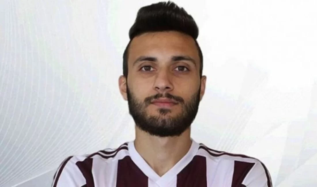 Bandırmaspor eski futbolcusu Hakan Bilgiç ile 1,5 yıllık opsiyonlu olarak