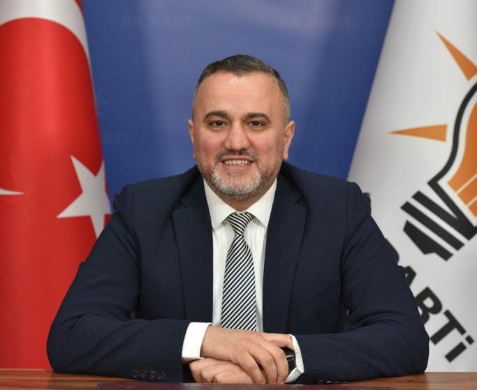 Ak Parti Büyükşehir Belediye Meclis üyesi Mehmet Doğan, yılan hikâyesine