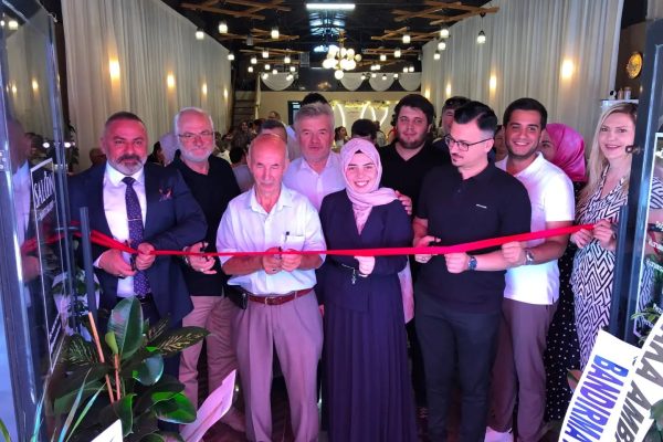 Saloon Davet hizmete açıldı
