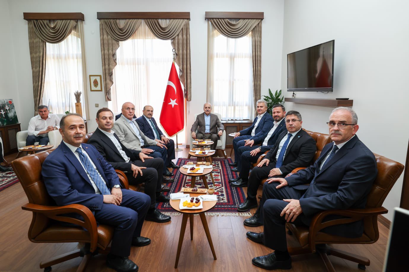 Meclis Başkanı Kurtulmuş Kaymakamlık makamını ziyaret etti