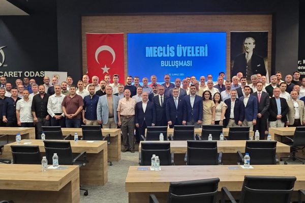 Başkan Çolak Balıkesir’de meclis üyeleri toplantısına katıldı