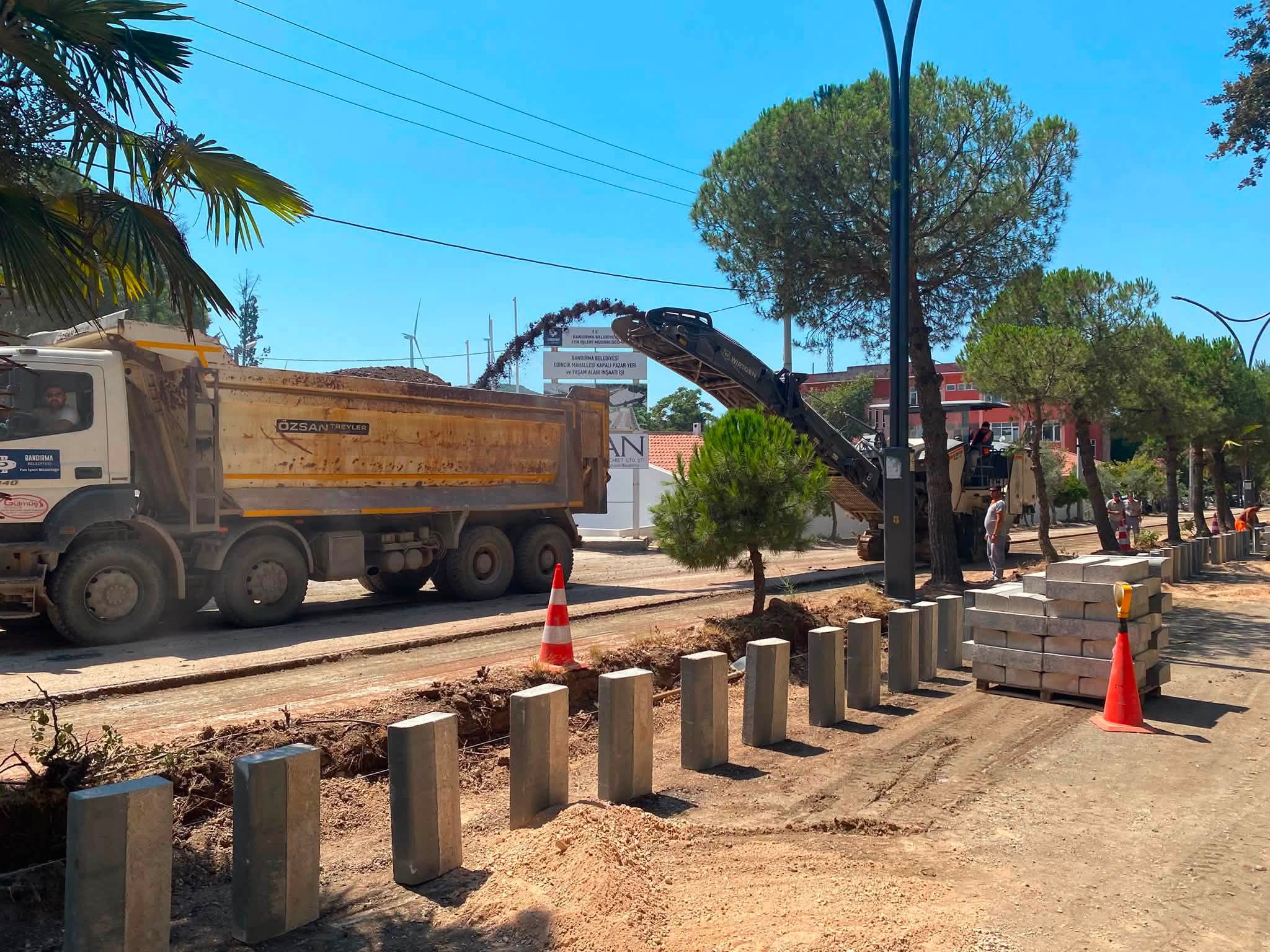 Edincik’te altyapı ve ulaşım yenileniyor