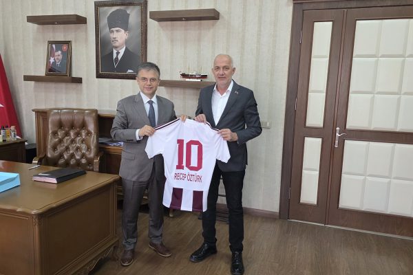 Bandırmaspor Yönetiminden Kaymakam Öztürk’e Ziyaret