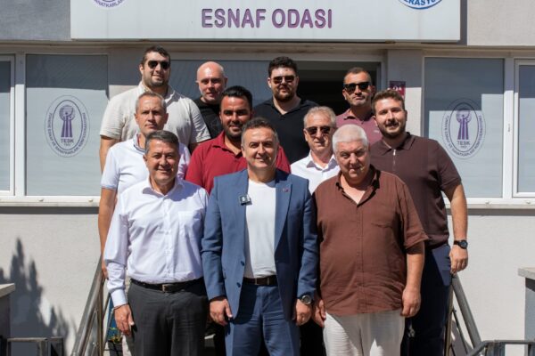 Yılmaz’dan Pazarcı esnafına net mesaj : Saha ortağımız olacaksınız