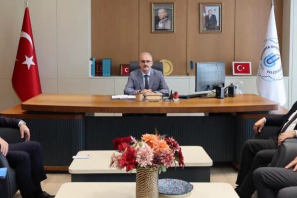 Üniversite Ve İş Dünyası Güçlerini Birleştirdi