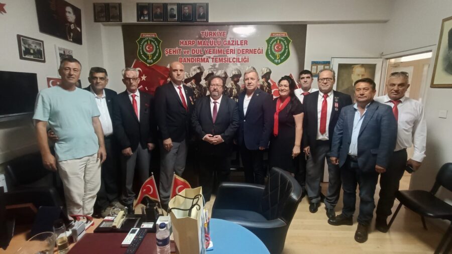 Bandırma Kent Konseyi’nden Gaziler Günü’nde anlamlı ziyaret