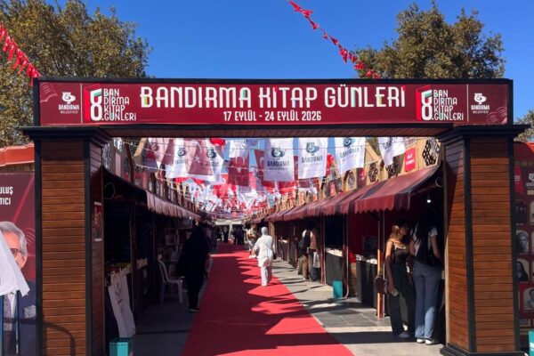 Bandırma’da 8. Kitap Günleri Başladı