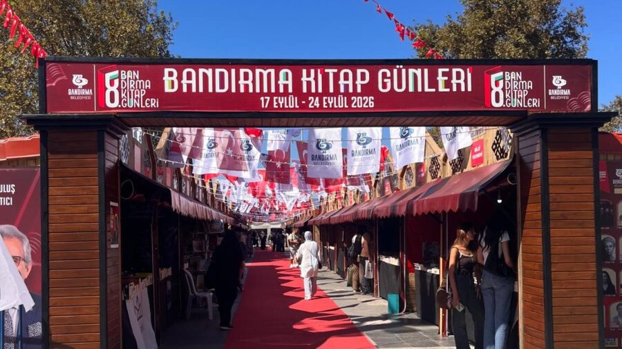 Bandırma’da 8. Kitap Günleri Başladı